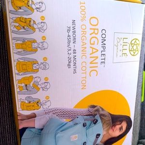 Lillebaby Complete Organic Baby Carrier